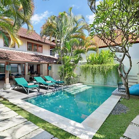Super Value 4 Bedroom, Walk To Bintang Supermarket Семиньяк Экстерьер фото