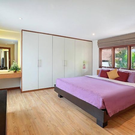 Super Value 4 Bedroom, Walk To Bintang Supermarket Семиньяк Экстерьер фото