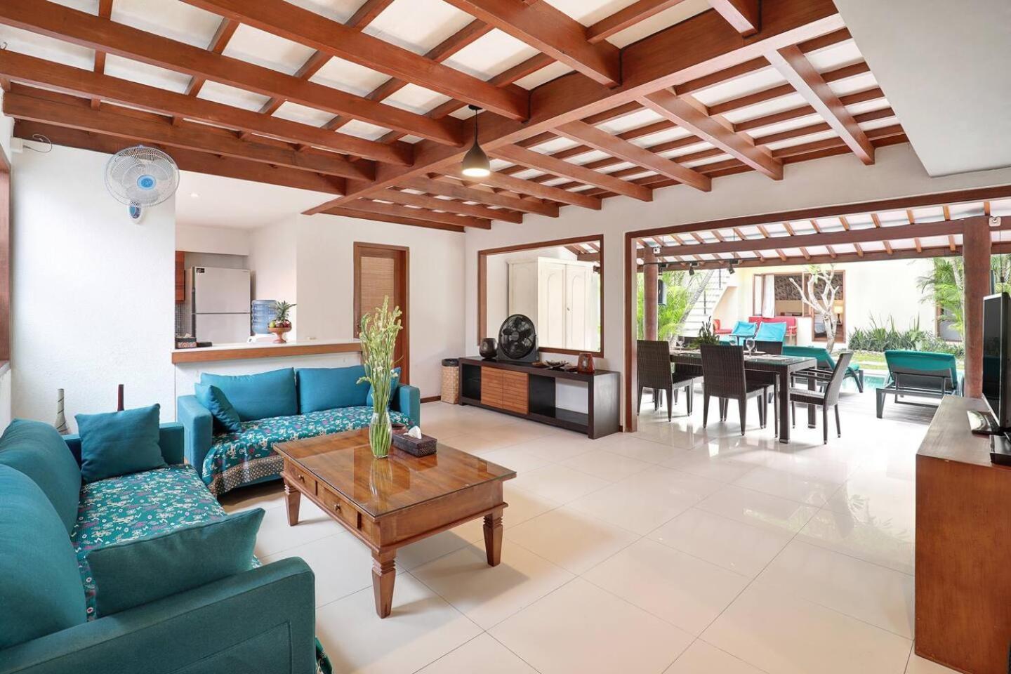 Super Value 4 Bedroom, Walk To Bintang Supermarket Семиньяк Экстерьер фото